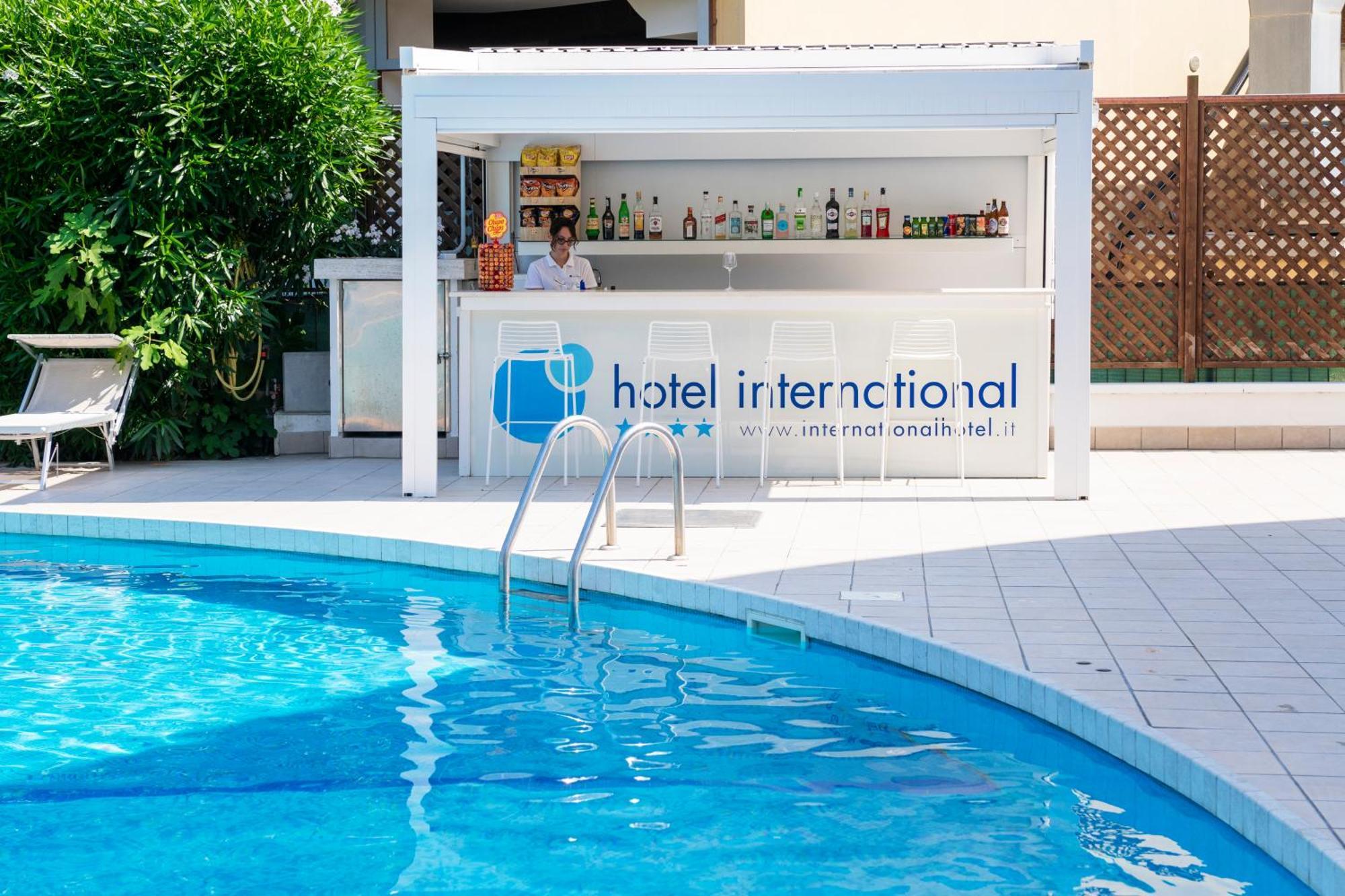 Hotel International Hotel & Suite